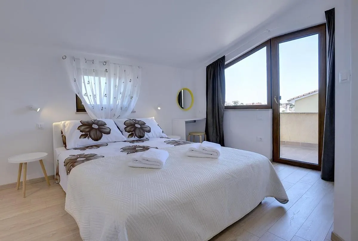 Apartments Buic Vinkuran