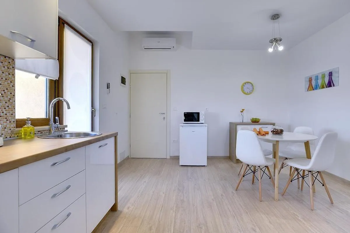 Apartments Buic Vinkuran 0*,  Croazia