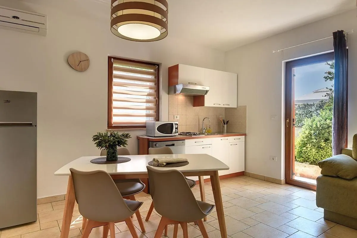 Apartments Buic Vinkuran 0*,  Croazia